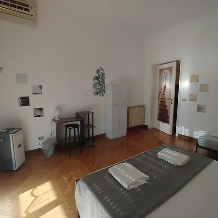 Dockbay Lodge * Terst